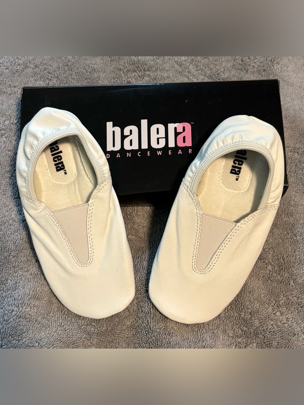 NWT Balera Dancewear Girls White Acro Shoes